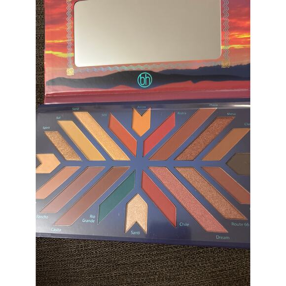Bh Cosmetics Santa Fe Eyeshadow Palette Brand New Gorgeous 20 Colors - Picture 4 of 4